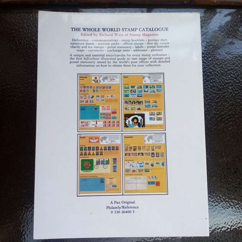 The Whole World Stamp Catalogue - Essential Guide to Current Stamps & Postal Items