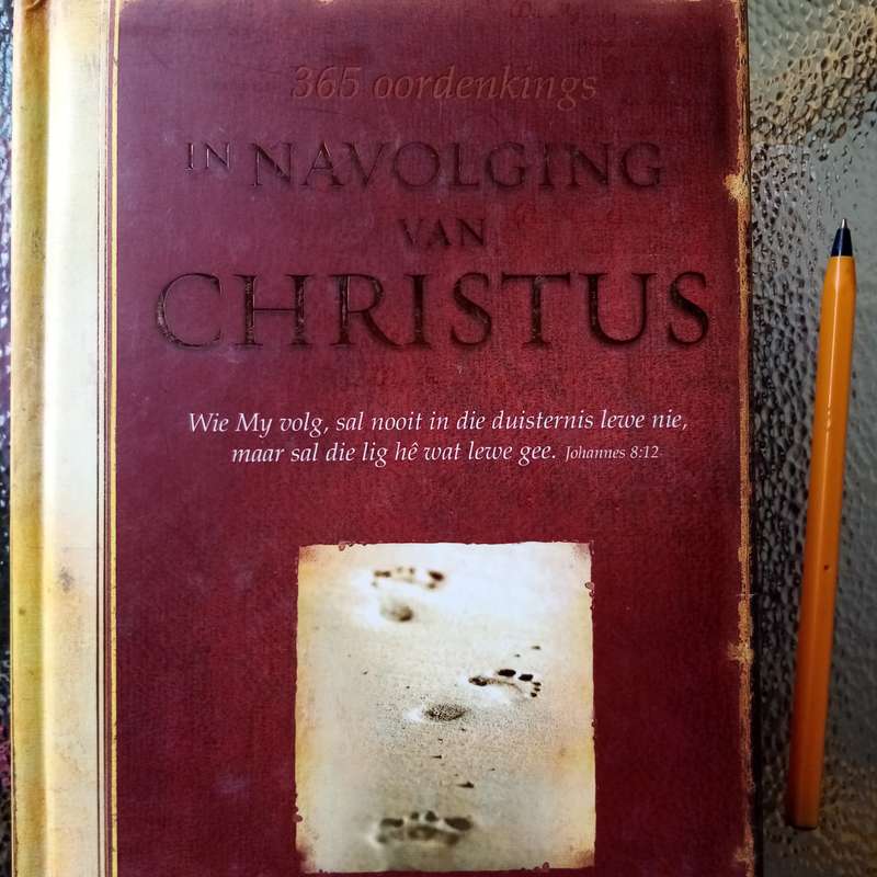 In Navolging van Christus: A Journey of Faith and Inspiration by Stephan Joubert