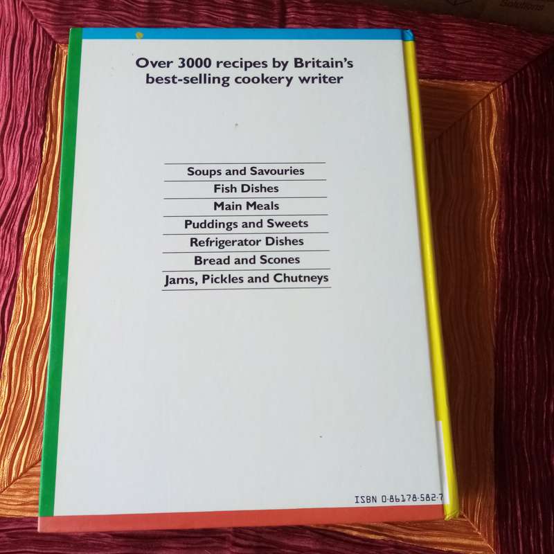 3000 Recipe Cookbook by Marguerite Patten | A Culinary Treasure Trove for Every Home Cook