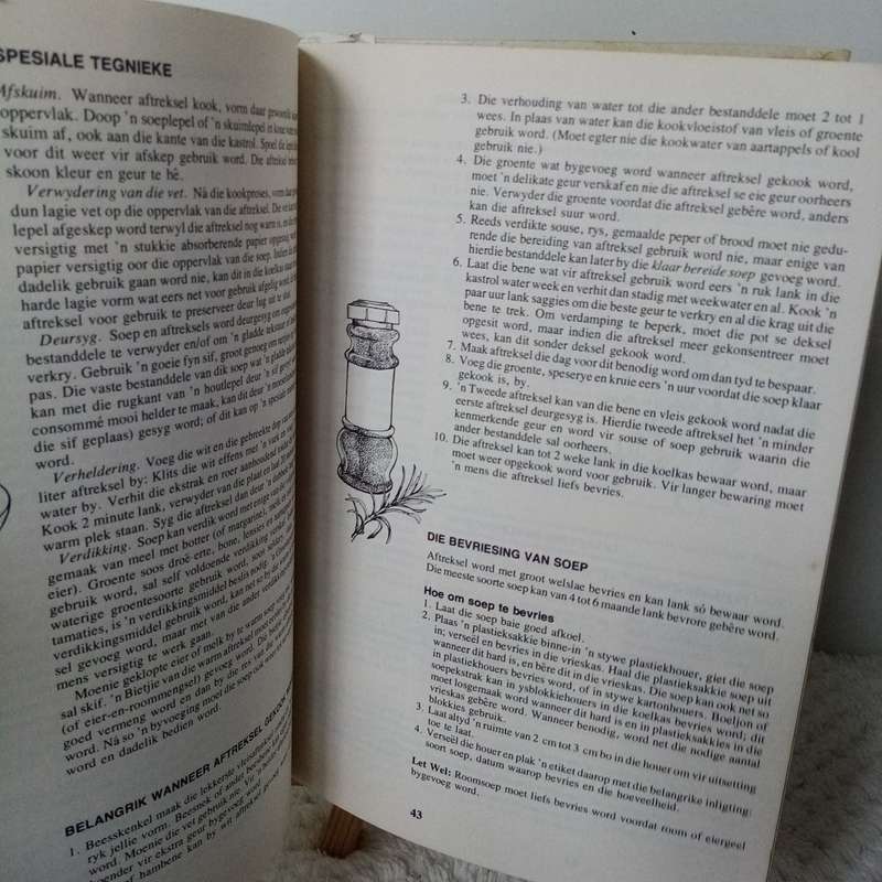Die Volledige Suid-Afrikaanse Kookboek deur Magdaleen van Wyk - 'n Omvattende Gids vir Tradisionele