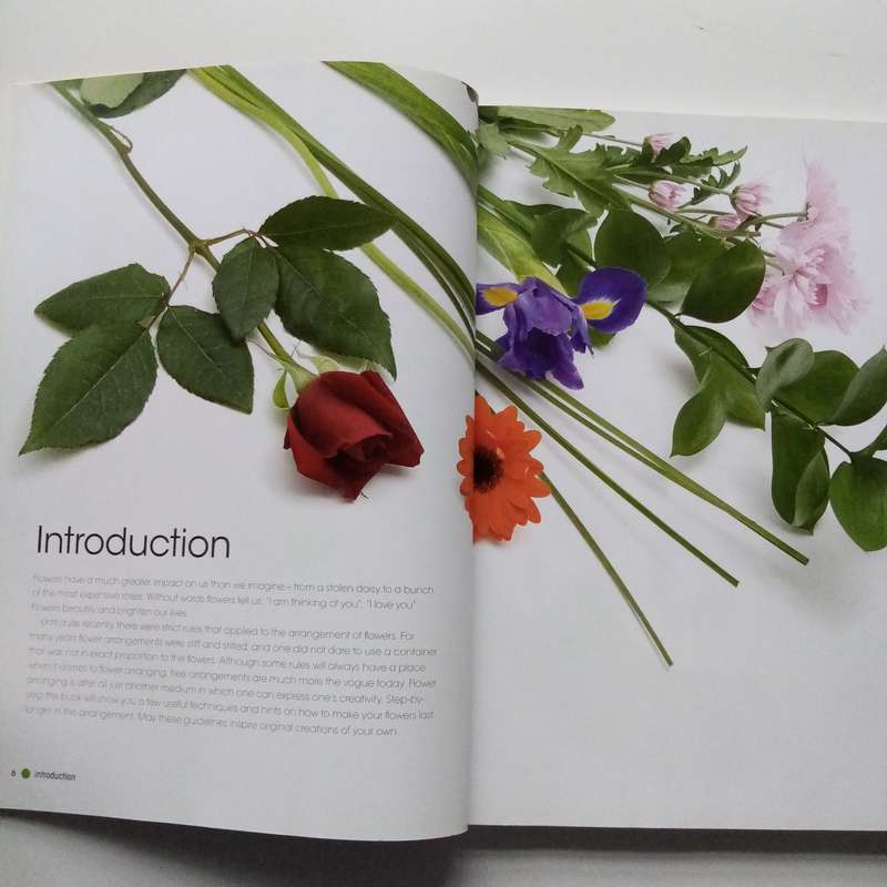 Flowers, Simply Beautiful by Ansia Kohrs | A Celebration of Floral Design & Arrangement