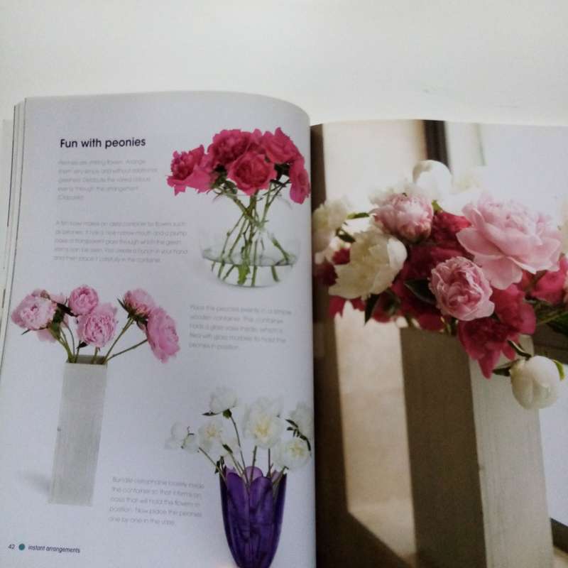 Flowers, Simply Beautiful by Ansia Kohrs | A Celebration of Floral Design & Arrangement