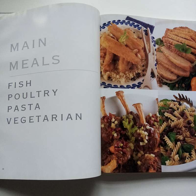 Now Food: Fusion Cuisine for the New Millennium by Lyndall Popper & John Peacock