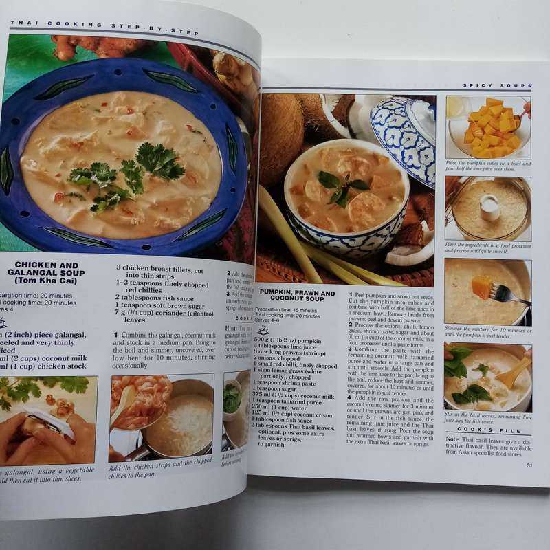 Thai Cooking Step by Step: Easy and Authentic Recipes for Every Home Cook