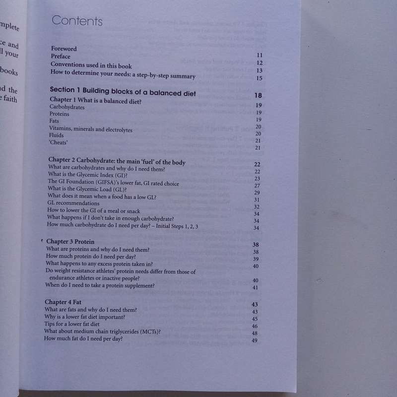 Eat Smart for Sport: Nutrition Guide for Athletic Performance by Liesbet Delport & Paula Volschenk