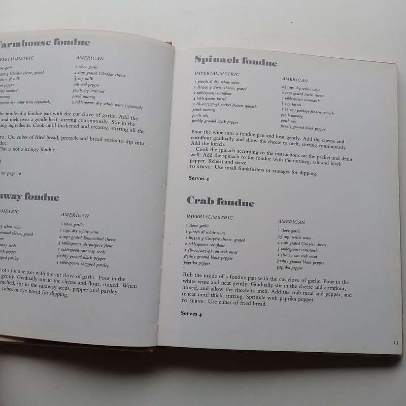 Hamlyn's Fondue Cookbook by Jull Spencer  A Delicious Collection of Fondue Recipes