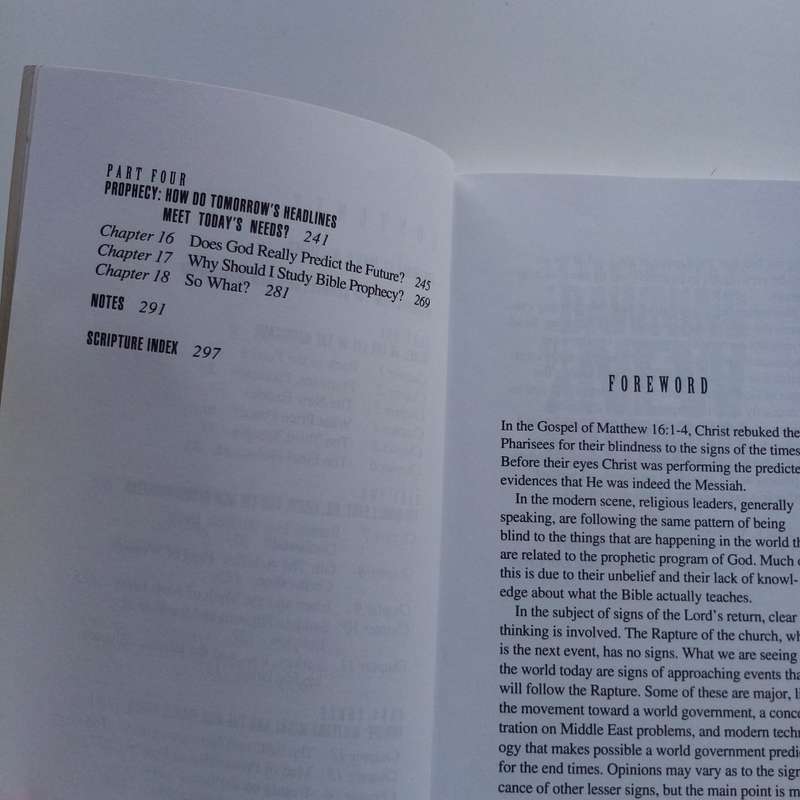 World News & Bible Prophecy by Charles H. Dyer  Interpreting Current Events in Light of Biblical Pr