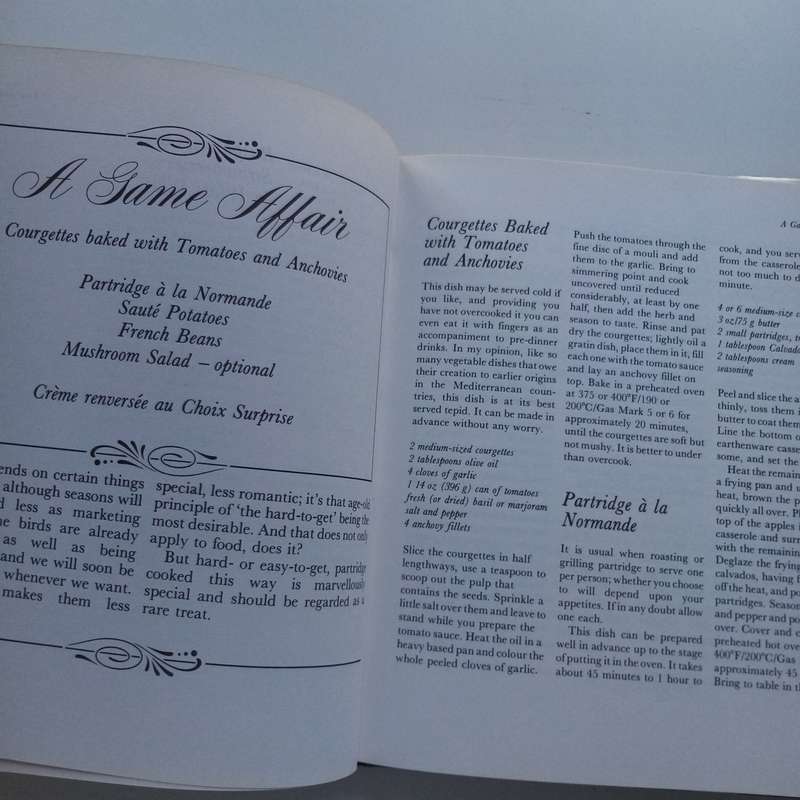 Candlelight Dinners by Julie Hamilton - Romantic Recipes for Two