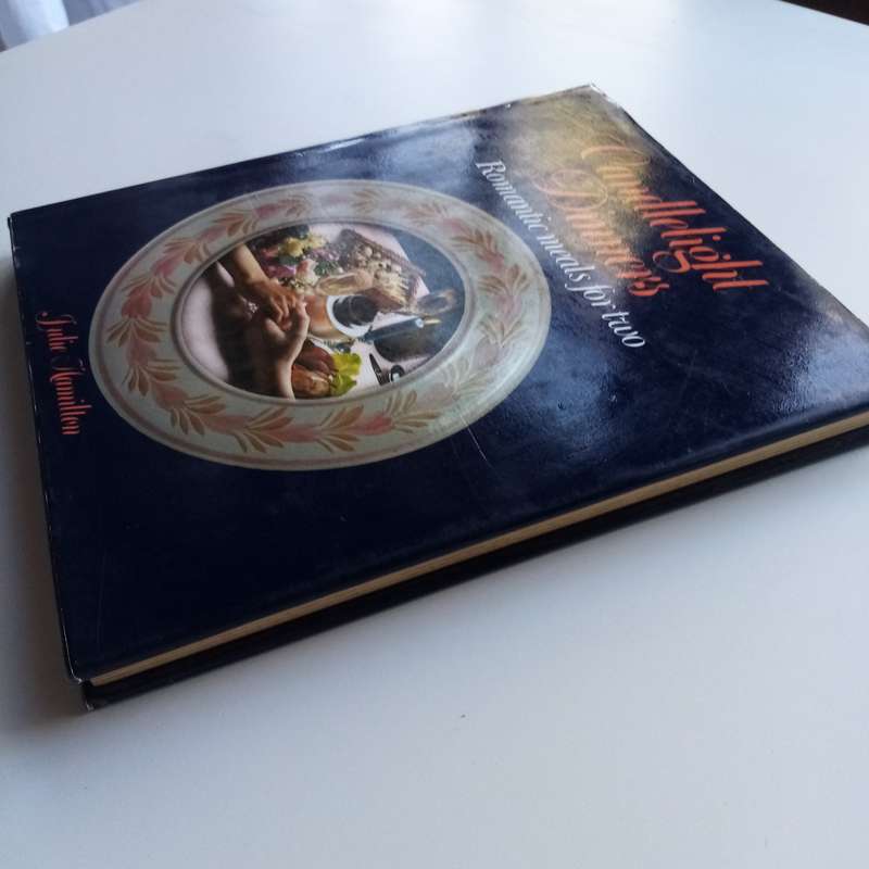 Candlelight Dinners by Julie Hamilton - Romantic Recipes for Two