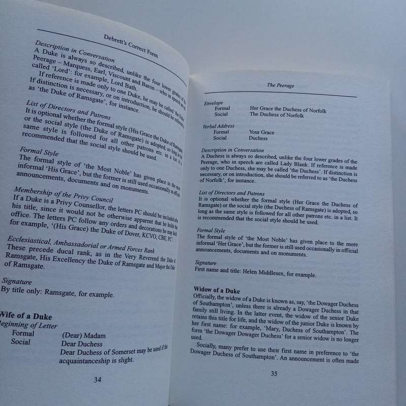 Debrett's Correct Form by Celestria Noel - The Ultimate Guide to British Etiquette (Hardback)