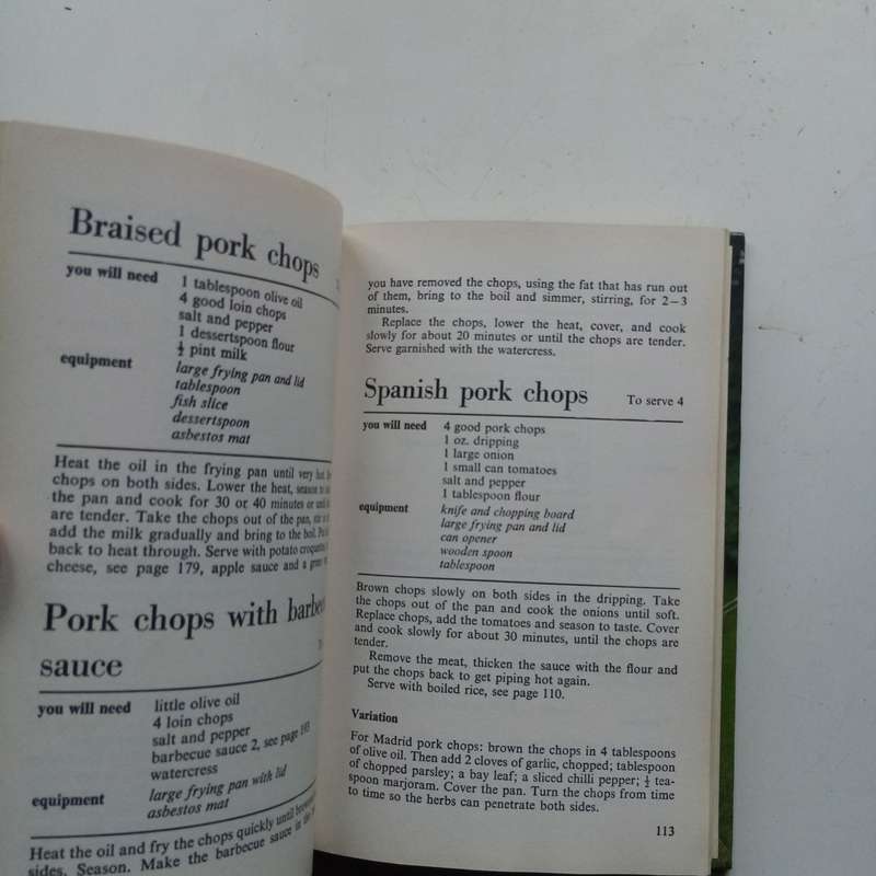 Cooking for Campers: Outdoor Adventure Recipes, Campfire Meals, and Wilderness Cooking Tips