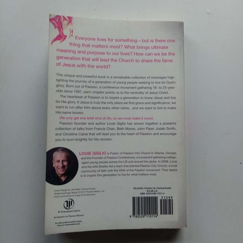 Passion: The Bright Light of Glory by Louie Giglio | Christian Faith and Inspiration