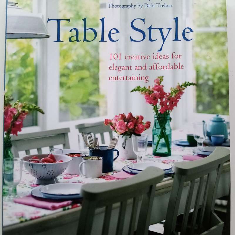 Transform Your Gatherings with Table Style: 101 Creative Ideas for Elegant and Affordable Entertain
