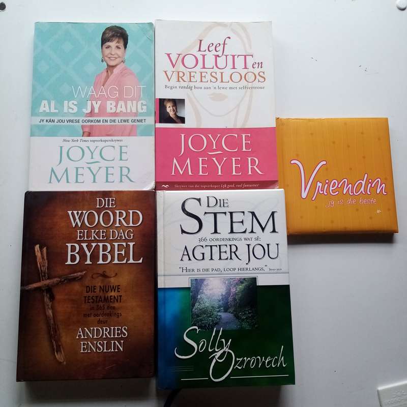 Inspirerende Afrikaanse Christelike Boeke Bundel: Joyce Meyer, Solly Ozrovech, Andries Enslin