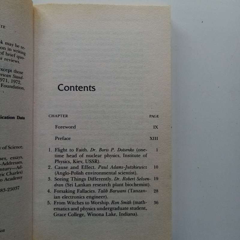 Scientists Who Believe: 21 Tell Their Own Stories by Eric C. Barrett & David Fisher