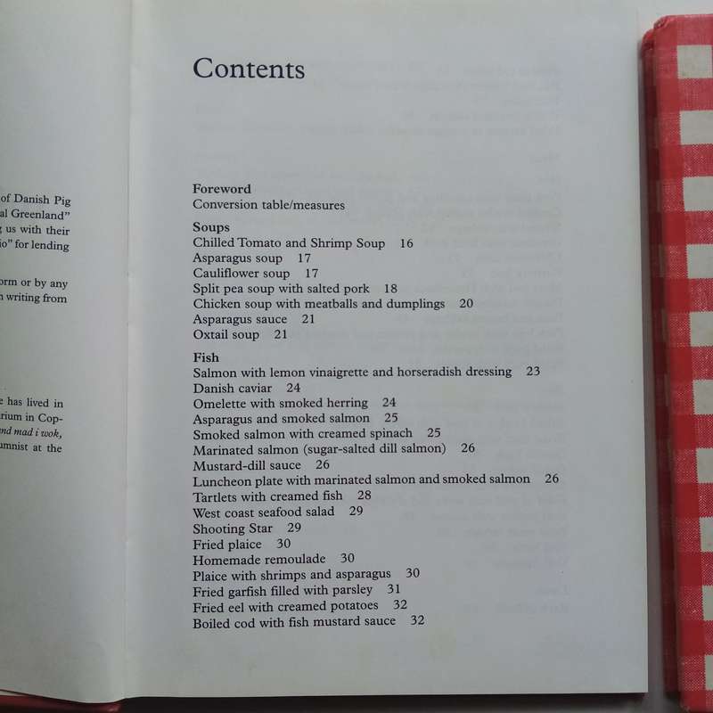 2 Book Bundle - Dining with the Danes, Lynn Andersen - Cooking with the Danes, Astrid Slebsager
