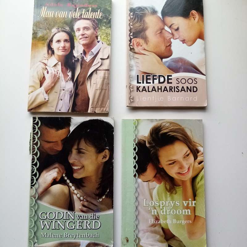 4 Boeke Bundel - Man van Vele Talente, Liefde soos Kalaharisand, Godin van die Wingerd, Losprys vir