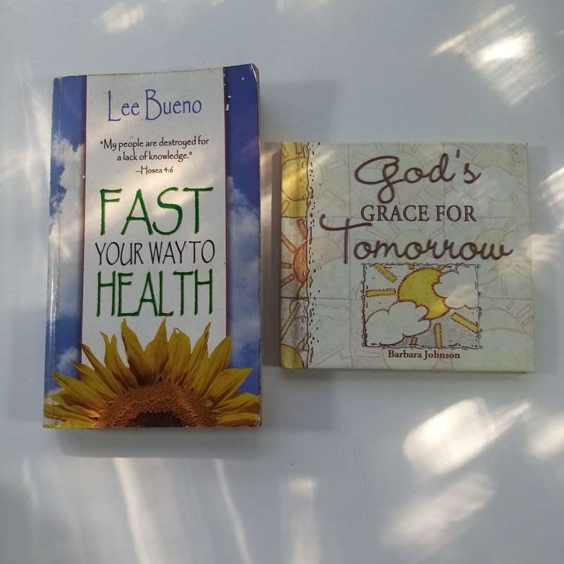 Fast Your Way to Health by Lee Bueno - With a Free Devotional Book