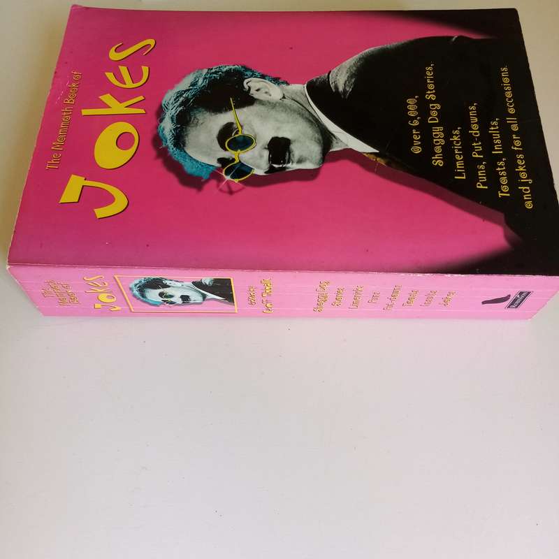 The Mammoth Book of Jokes  Geoff Tibballs (Paperback)