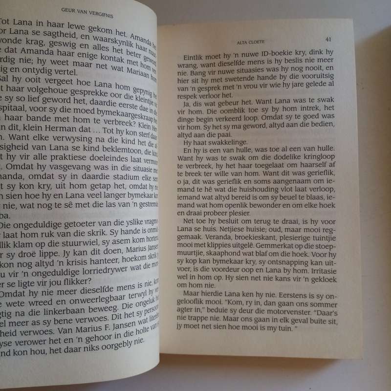 2 Boeke Bundel - Geur van Vergifnis deur Alta Cloete  Met 'n Gratis Dagstukkie deur Angus Buchan