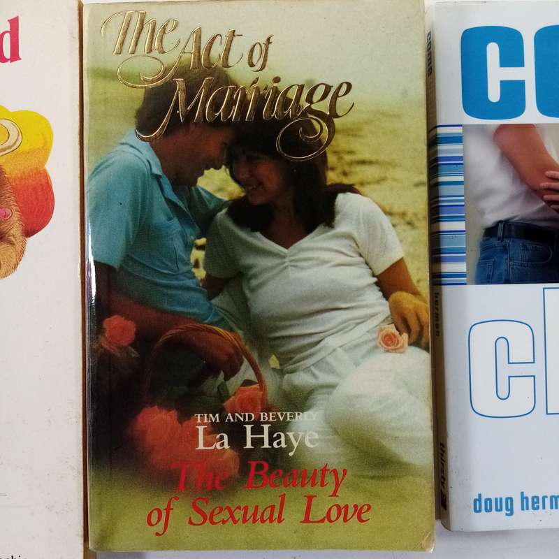 3-Book Bundle on Relationships: How to Avoid Sex, The Act of Marriage, Come Clean