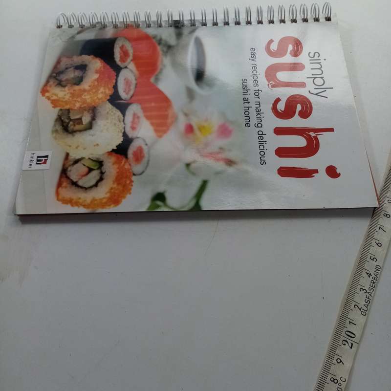Simply Sushi: Easy Recipes for Making Delicious Sushi at Home