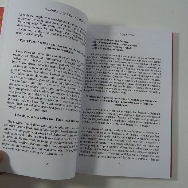 Winning Hearts and Minds  Alan Glover (Paperback)