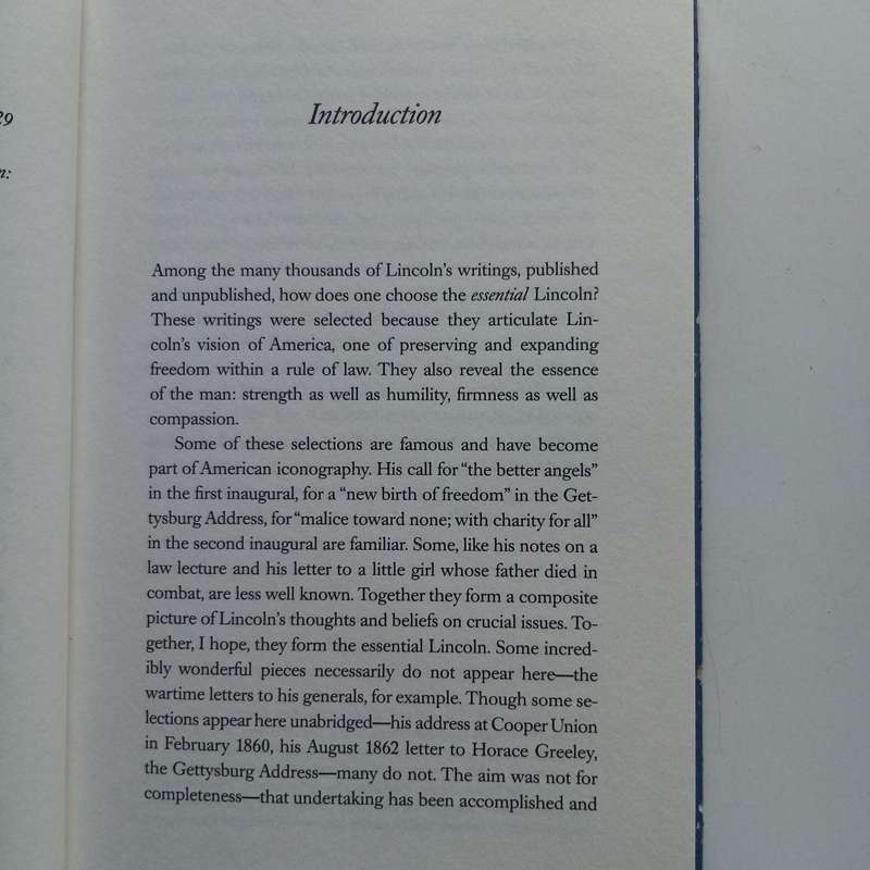 The Essential Lincoln: Speeches and Correspondence - Hardcover Edition
