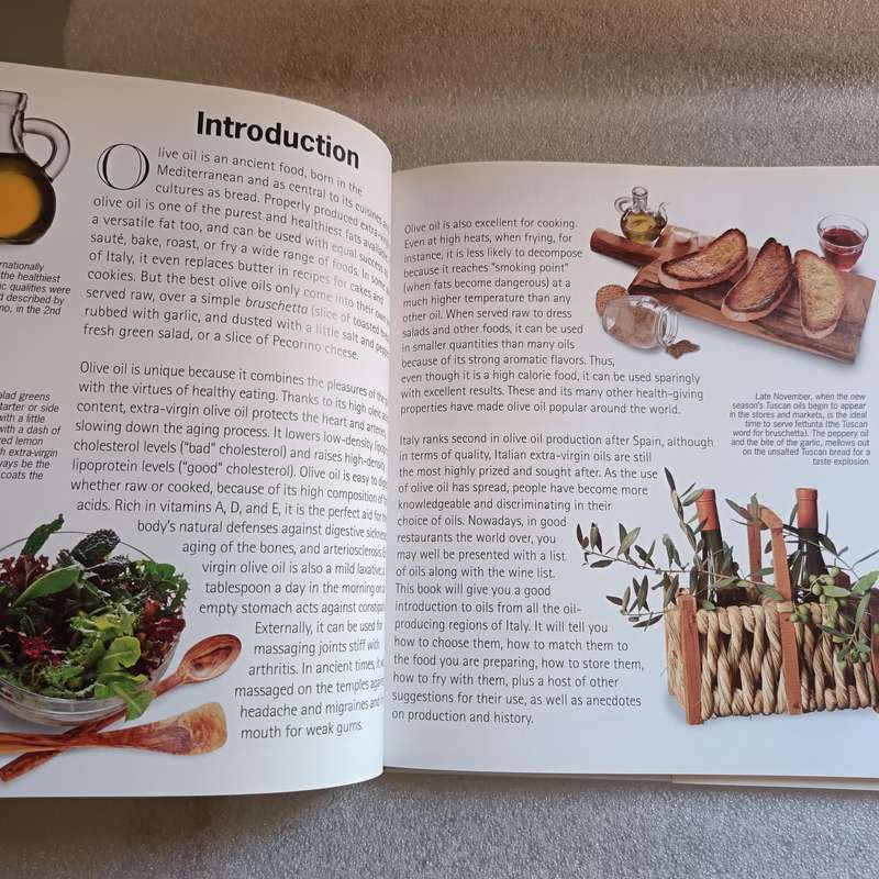 Olive Oil: An Italian Pantry by Leonardo Romanelli  Fully Illustrated Hardcover Guide