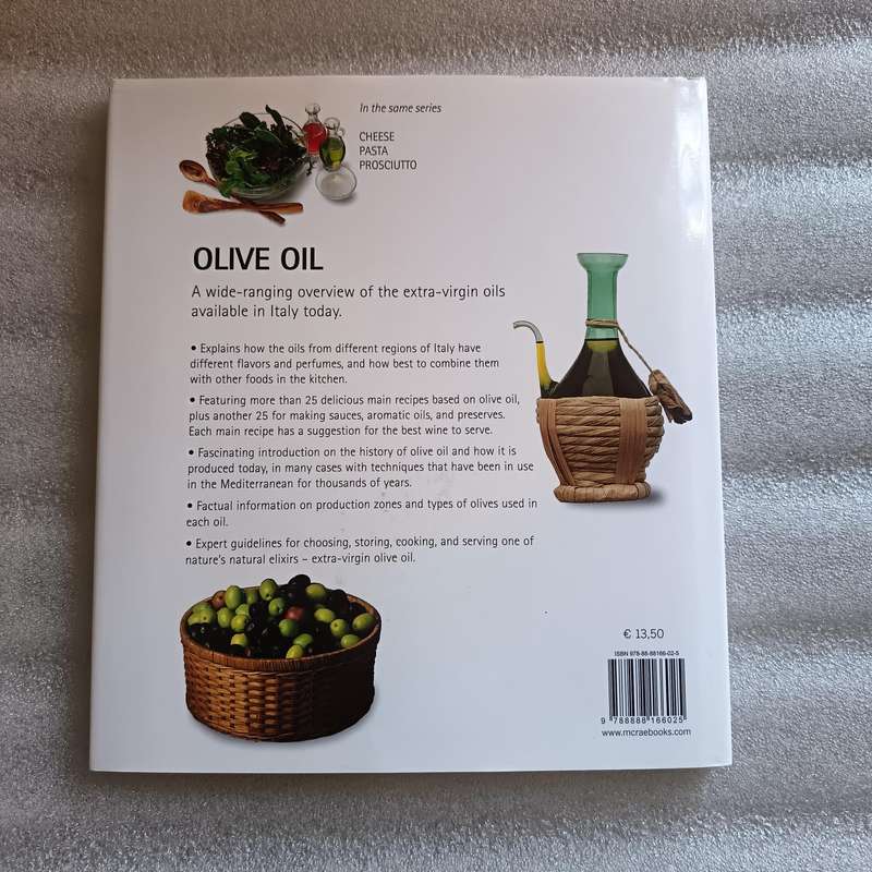 Olive Oil: An Italian Pantry by Leonardo Romanelli  Fully Illustrated Hardcover Guide