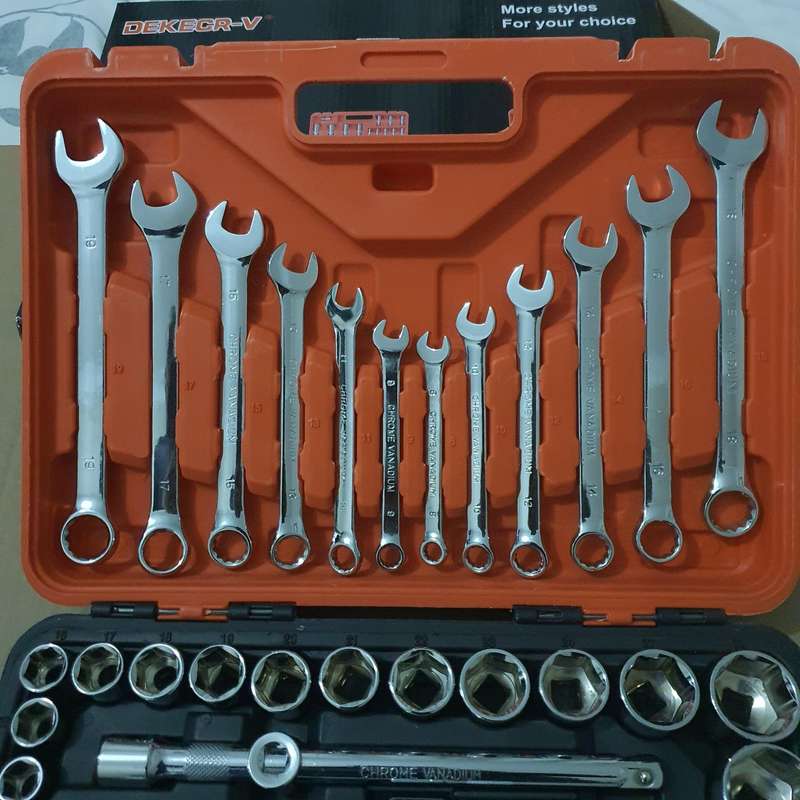 61pcs professional Spanner and Socket Set