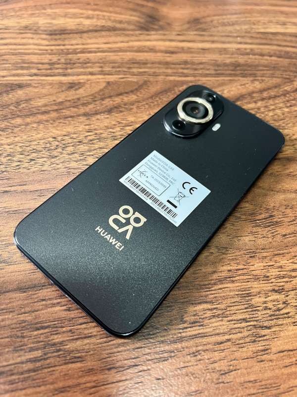 Huawei Nova 11