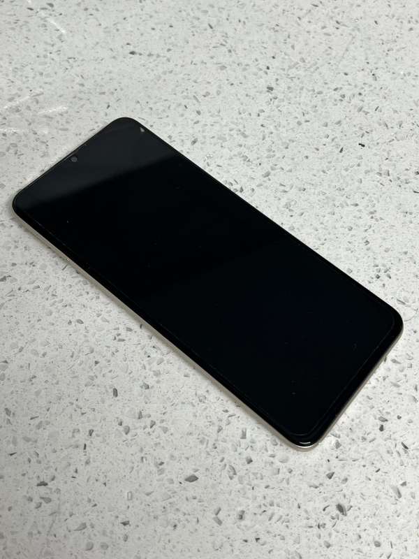 Huawei Nova Y71