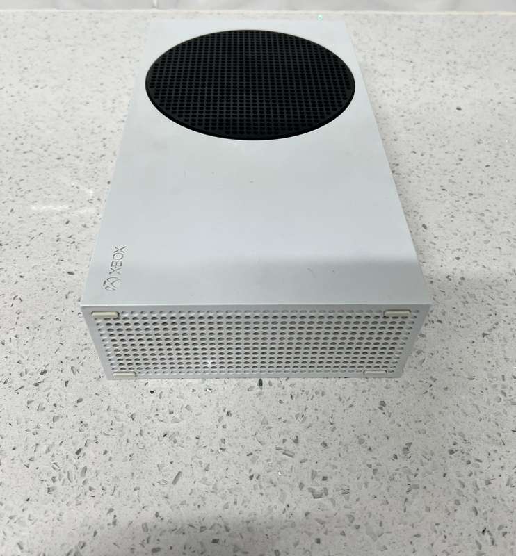 Xbox Series S + Controller