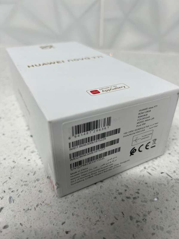Huawei Nova Y71