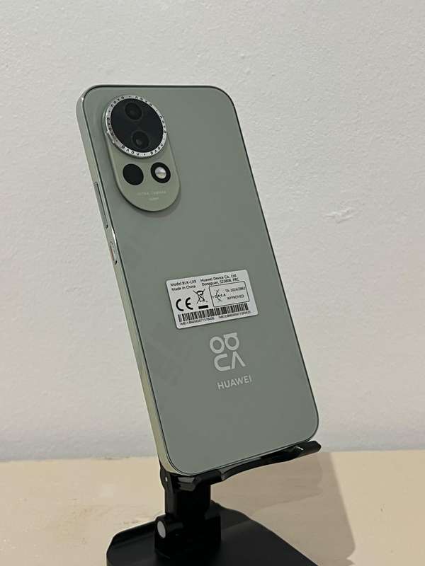 Huawei Nova 13