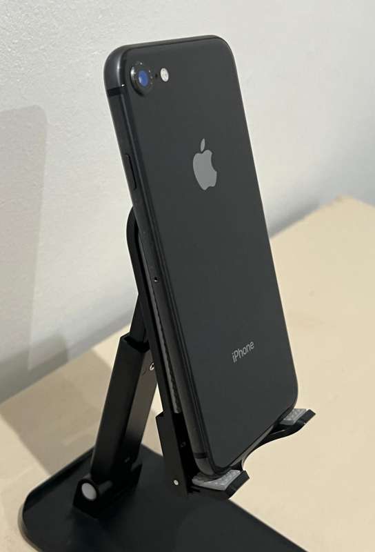 iPhone 8 64GB