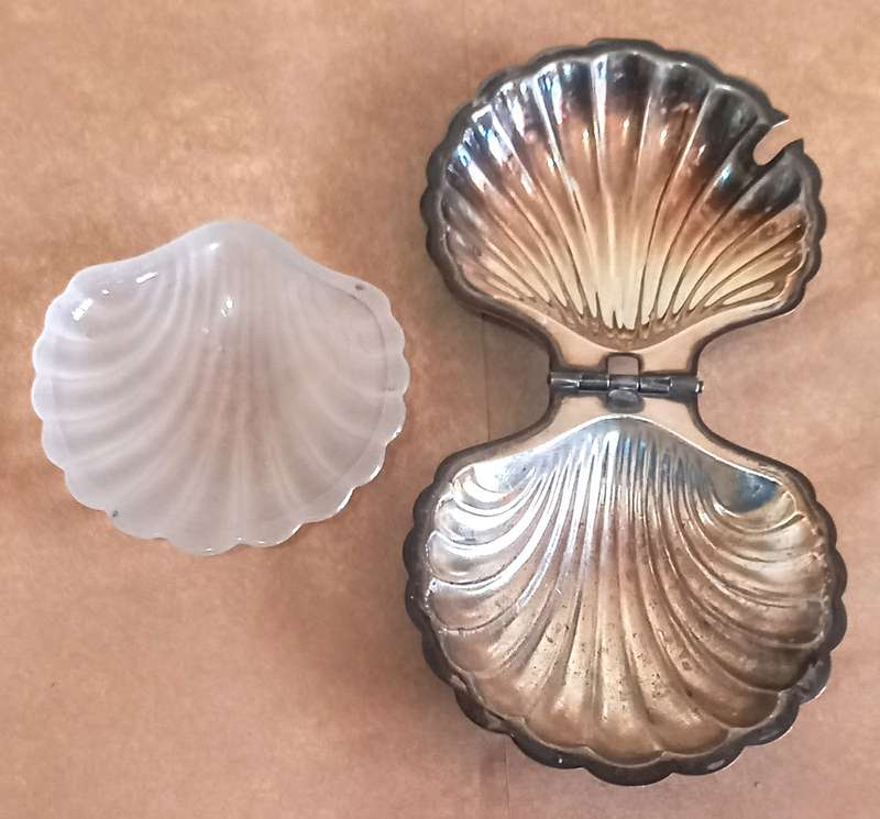 Vintage Manco, England Silver plated Caviar Serving dish with Glass insert. As per pictures