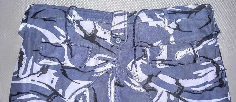 Blue Camo Gargo Pants. Size 40