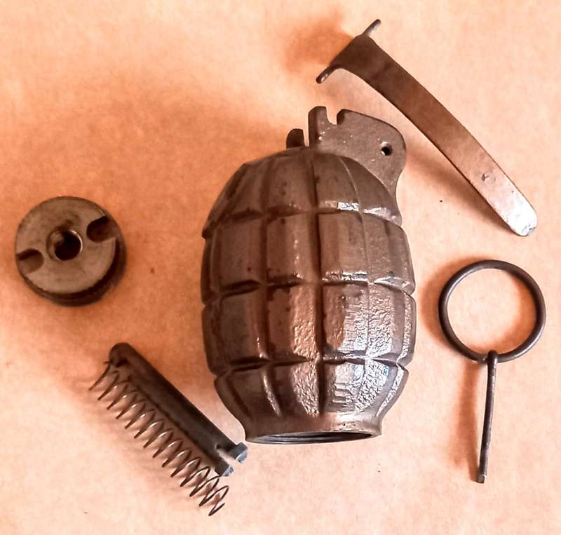 Inert Mills Bomb Practice Grenade for Display