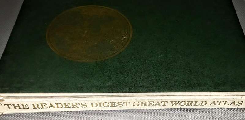 1974. Readers Digest Great World Atlas. Hardcover. 40cm x 27.5cm
