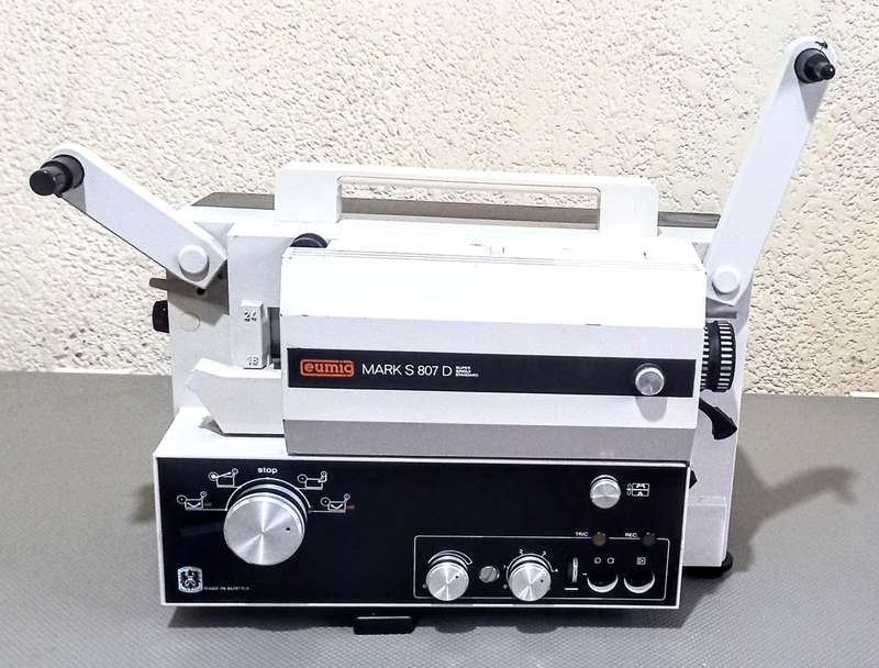 Vintage Eumig Mark S 807 D Super Single Standard 8mm Film Projector in Working Condition