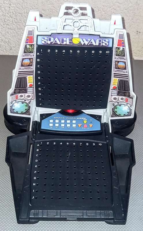 Vintage Electronic / Battery Operated Space Wars Console. Read Description