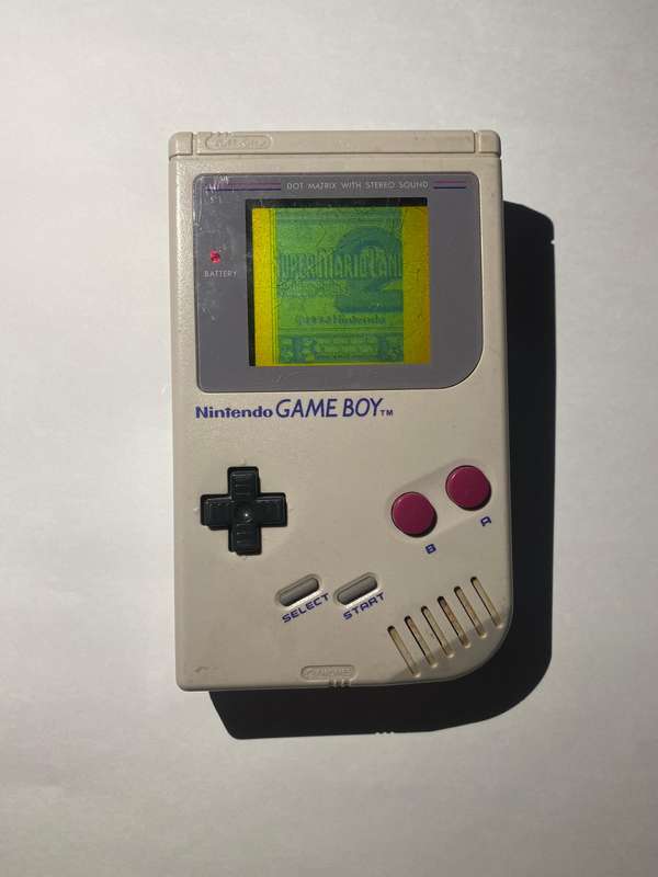 NINTENDO GAME BOY