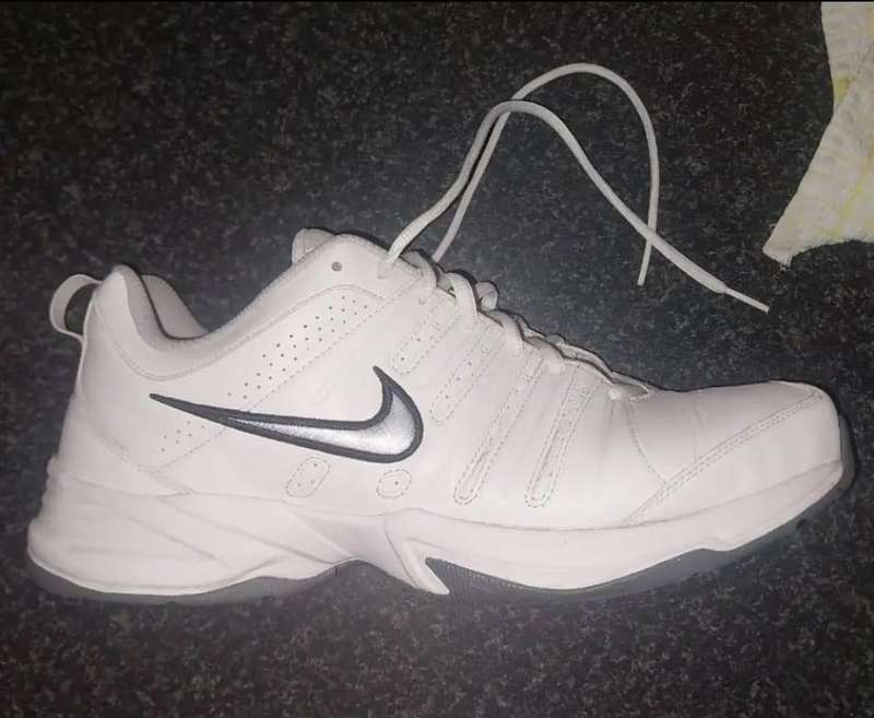Nike Men,'s sneakers