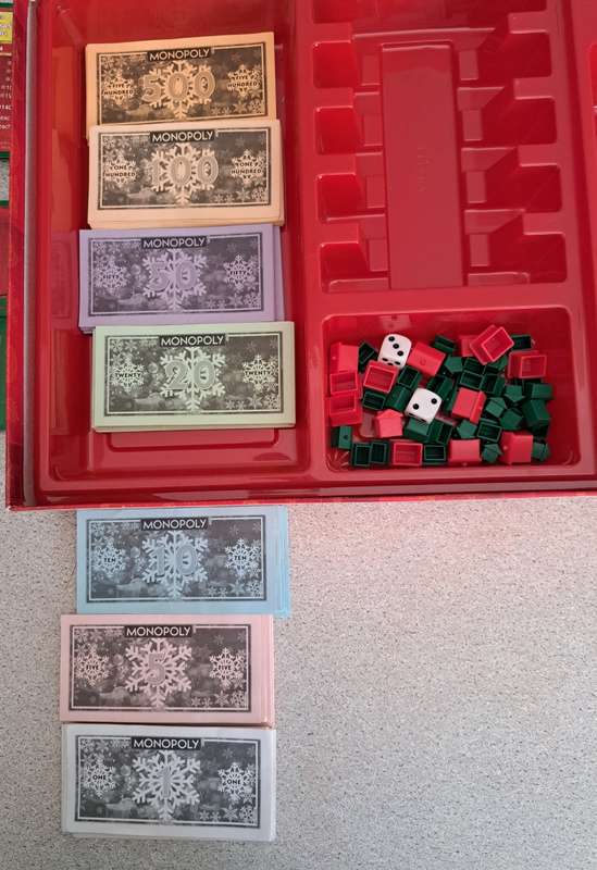 Hasbro Christmas Monopoly Ltd edt