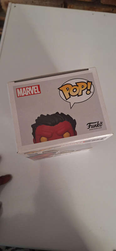 Red hulk rare chase funko pop