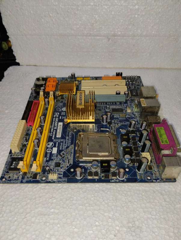 Gigabyte GA-945GZM-S2 Desktop Motherboard - Intel Chipset - Socket T LGA775