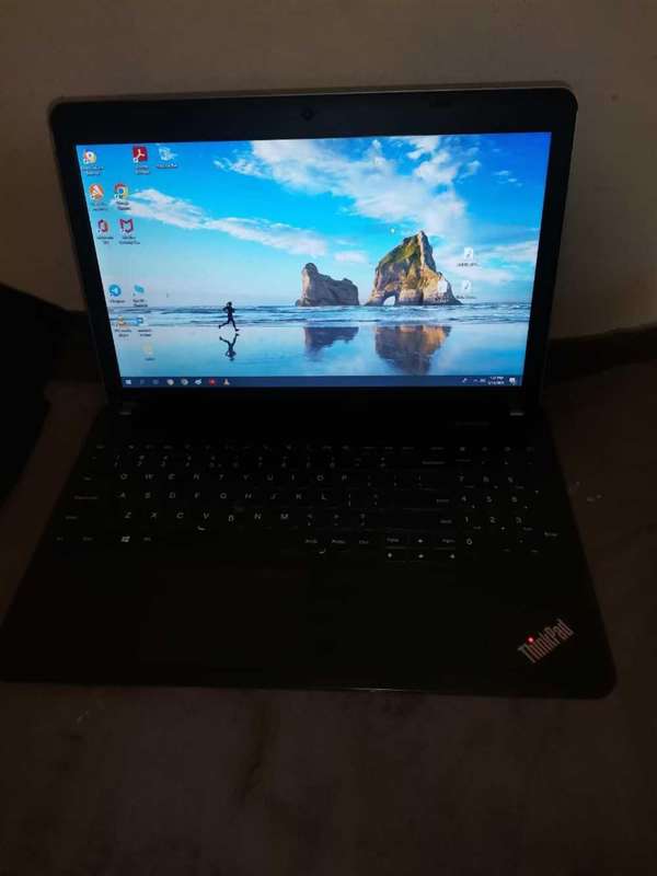 Lenovo ThinkPad core i3 4th gen laptop