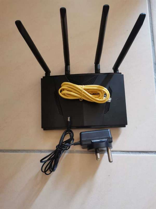 D-Link DWR-956M/T2 Fibre/LTE Wi-Fi AC1200 Dual Band Router